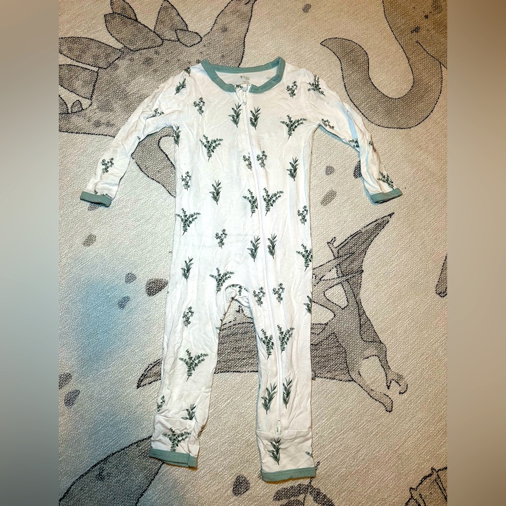 Kyte BABY eucalyptus romper